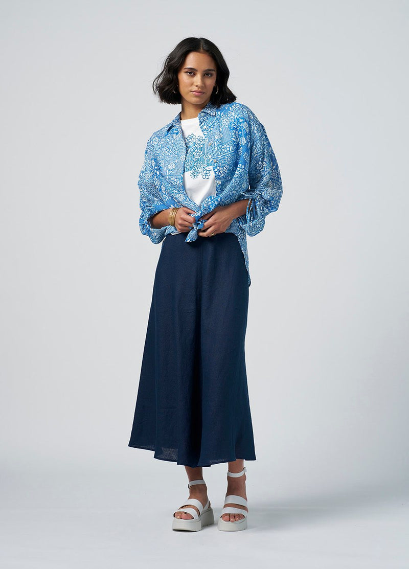 madly sweetly daisy patch shirt blue multi MS1411