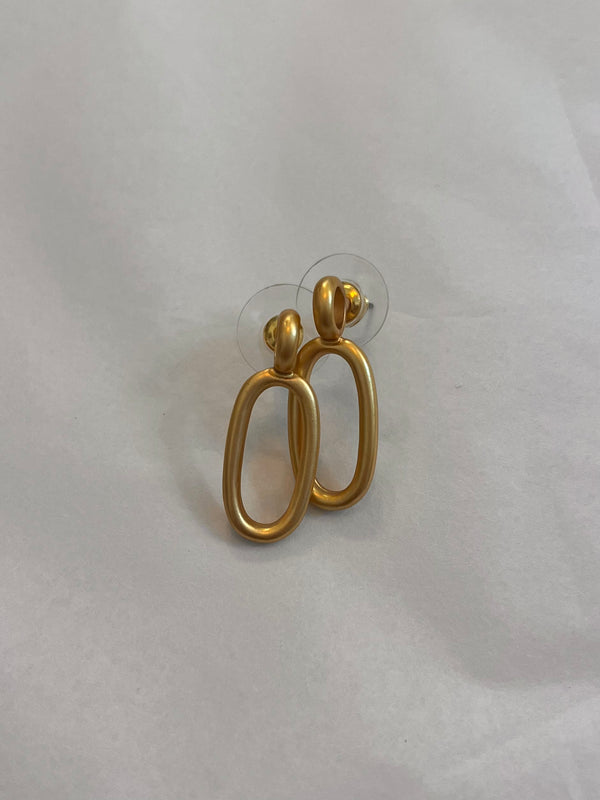 holiday nala earrings gold