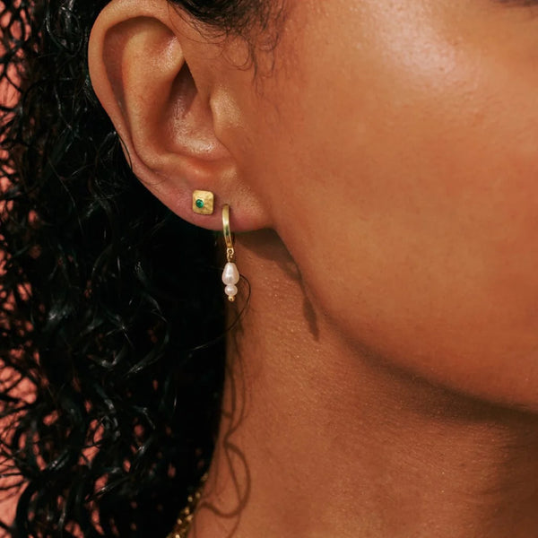 murkani wandering soul green onyx stud earrings in 18kt yellow gold plate WSYE02