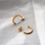 murkani petites fluted hoop earrings gold