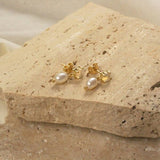 murkani into the light small pearl earrings gold