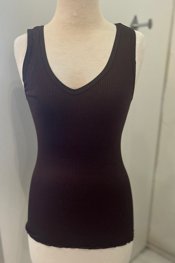 rosemunde 4848 v-neck singlet 2 colours
