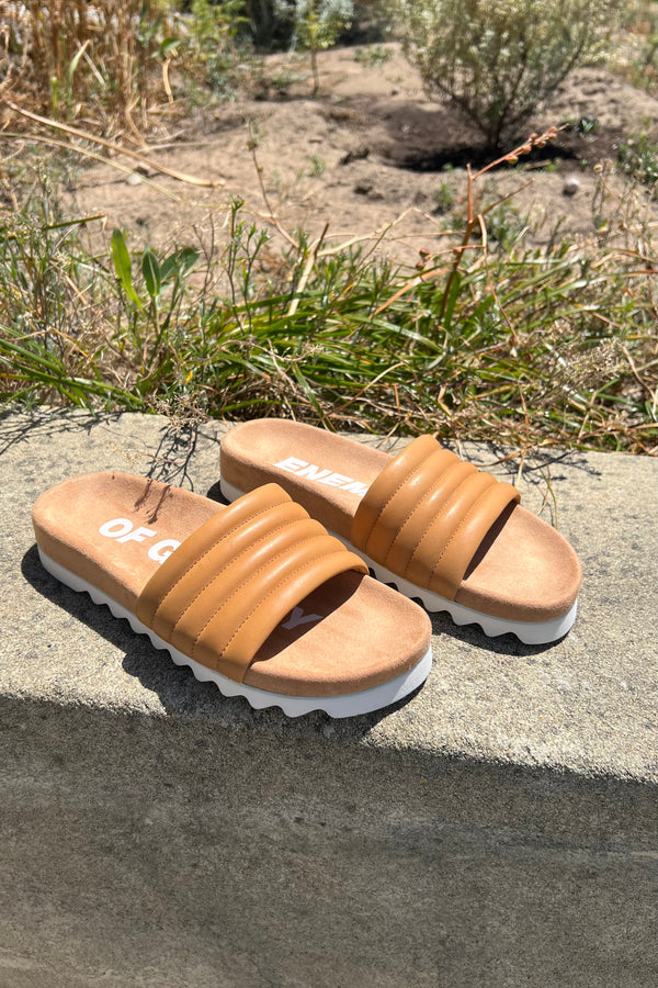 rollie slide tooth wedge soft tan