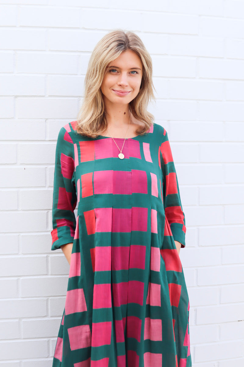 ivy & isabel mia dress pink block print